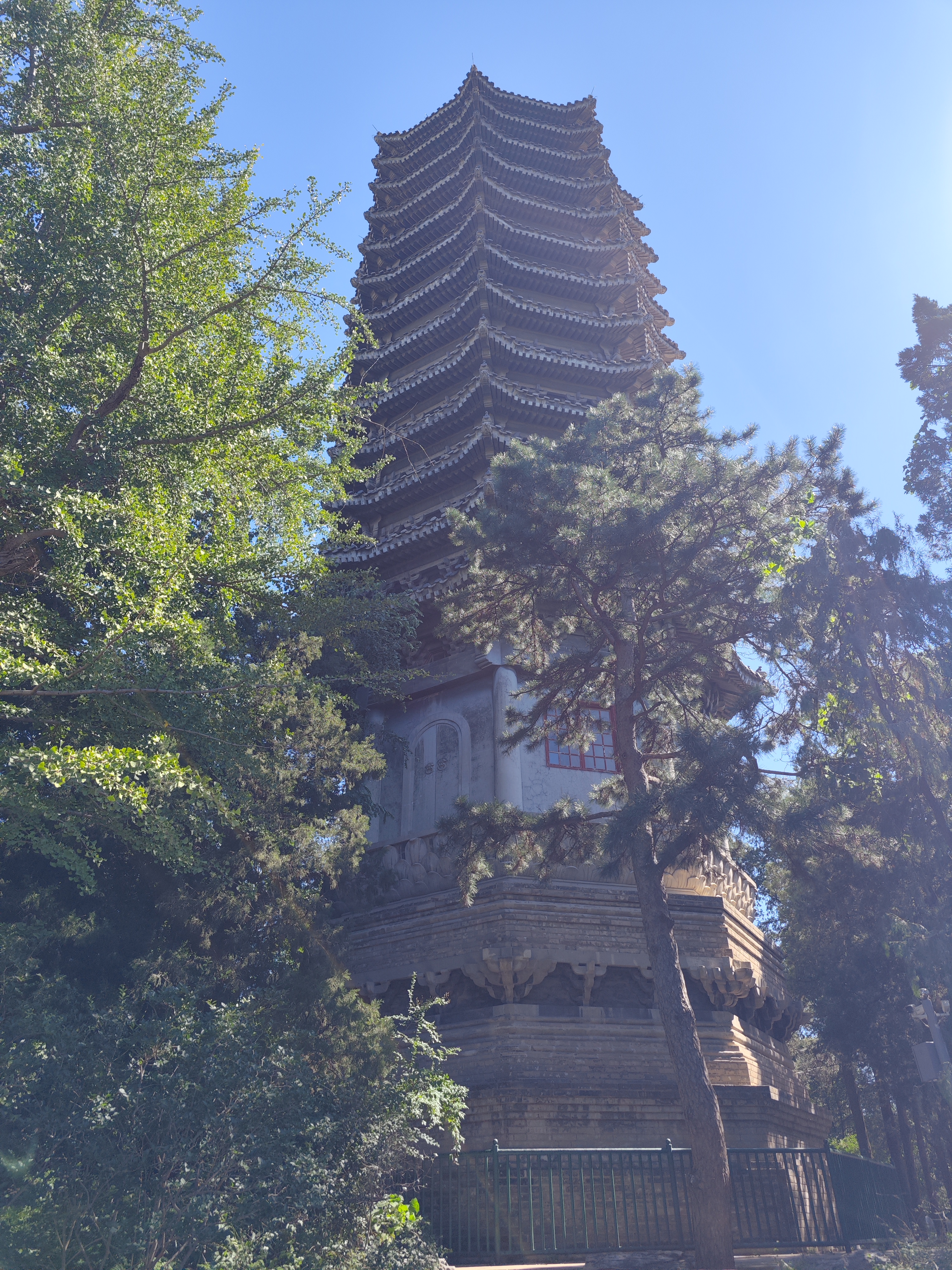 2024.9.21 北京大学 博雅塔下